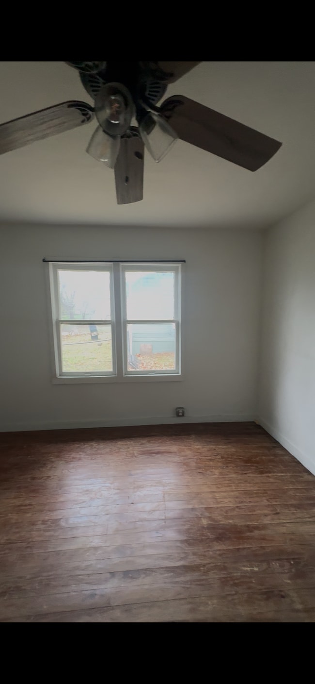 Building Photo - 1002 E Pearl St