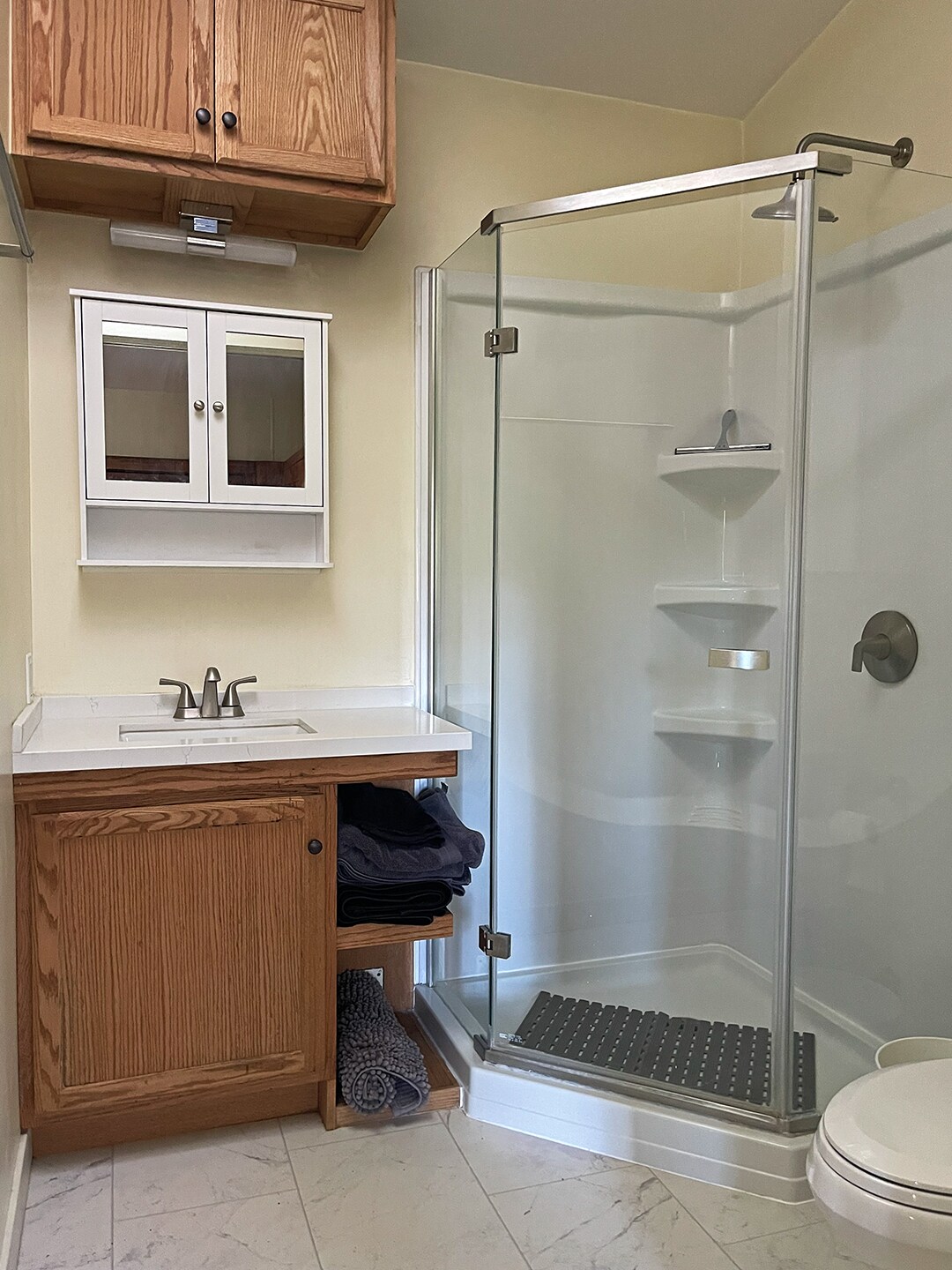 Building Photo - 3355 Reta St