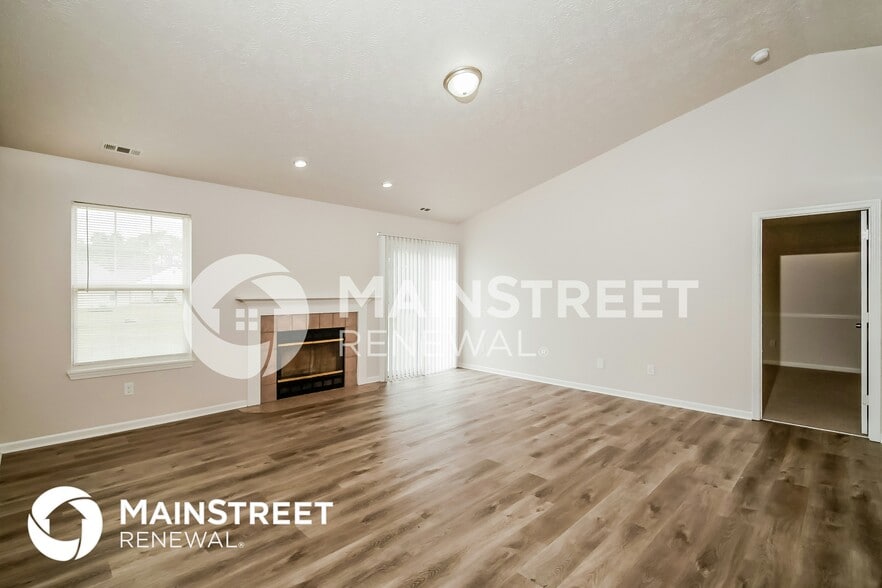 Building Photo - 12250 Longstraw Dr