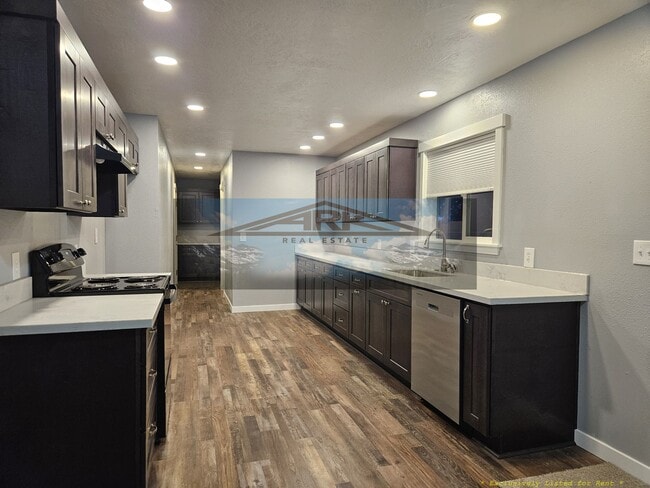 Building Photo - 53311 W Lane Rd