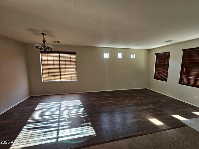 Building Photo - 1867 S Seton Ave