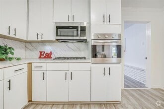 Building Photo - 7650 US-69