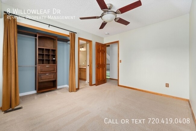 Building Photo - 8 Willowleaf Dr