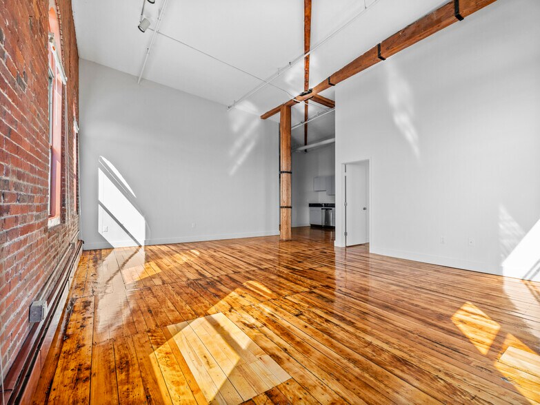 Building Photo - 791 Tremont St