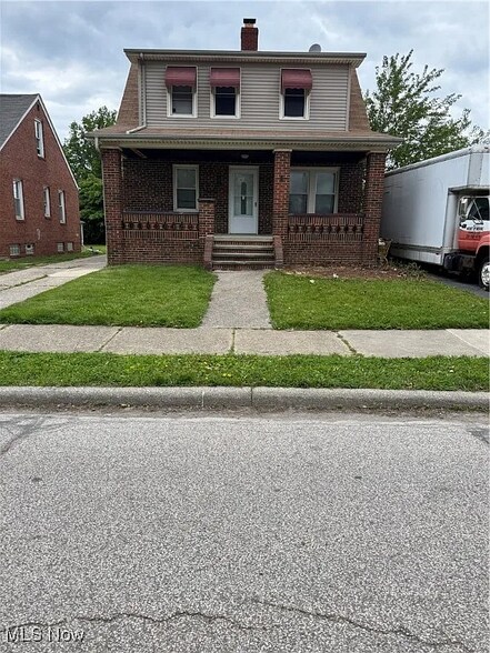 Primary Photo - 19901 Naumann Ave