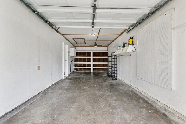 Building Photo - 309 W Tish Dr