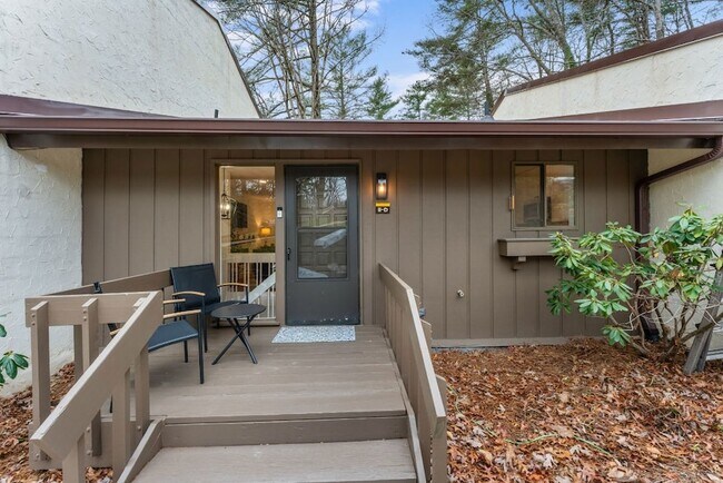 Building Photo - 50 Dogwood Knob