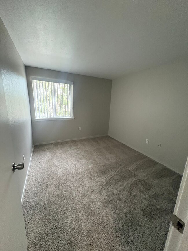 Building Photo - Don’t miss out—apply by August 7th and enjoy FREE August rent!