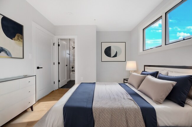 Building Photo - 6914 Willow St NW