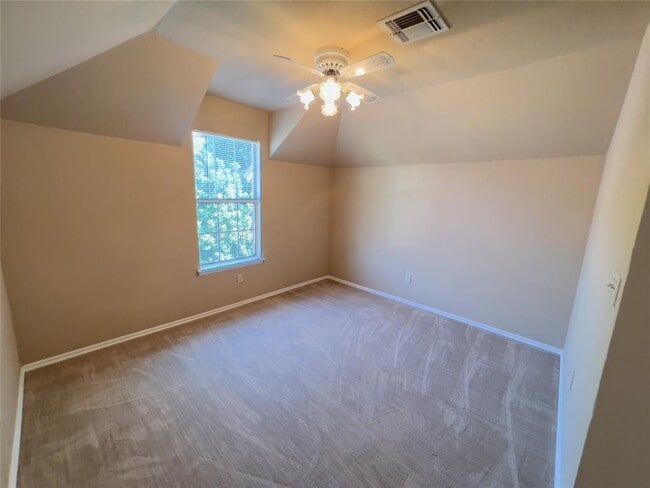 Building Photo - 11800 Kingsridge Terrace