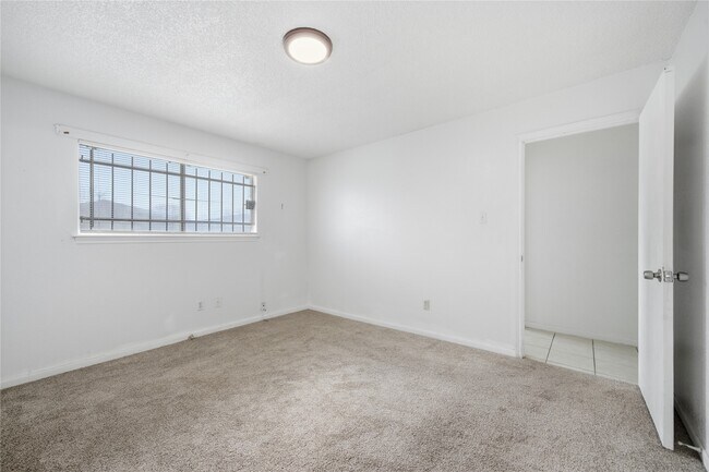 Building Photo - 12203 Cape Hyannis Dr