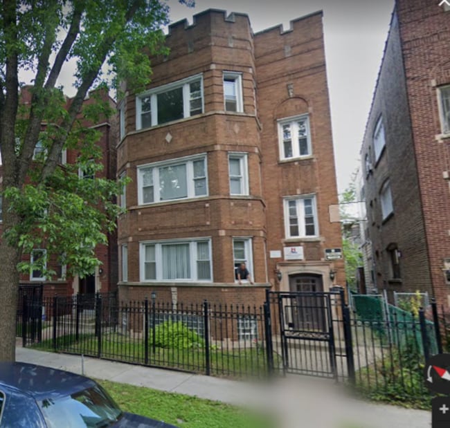 Building Photo - 7729 S Essex Ave