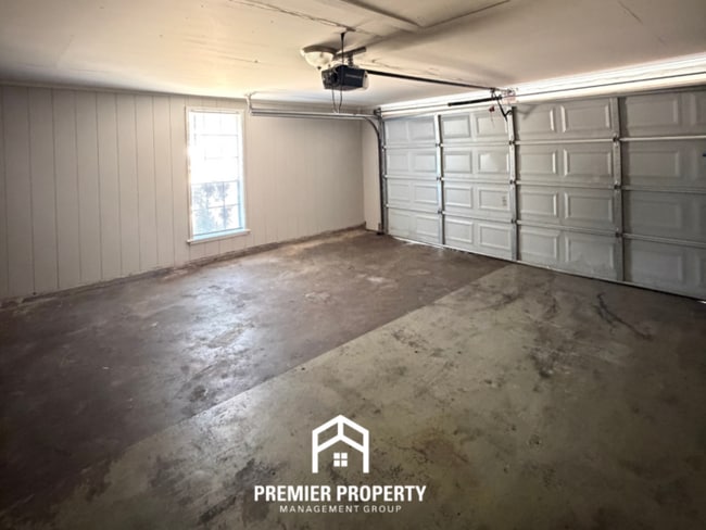 Building Photo - 3712 Covington Pike