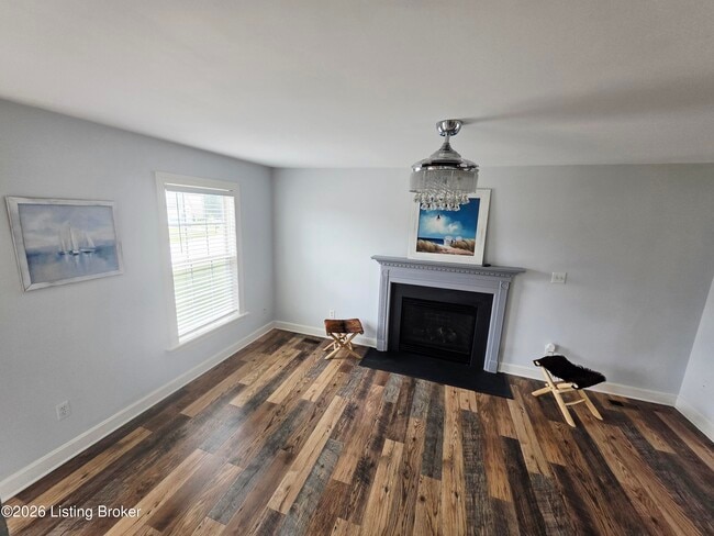 Building Photo - 11315 Top Walnut Loop