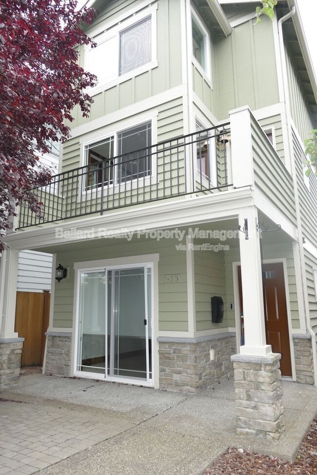 Primary Photo - 913 NW 51st St
