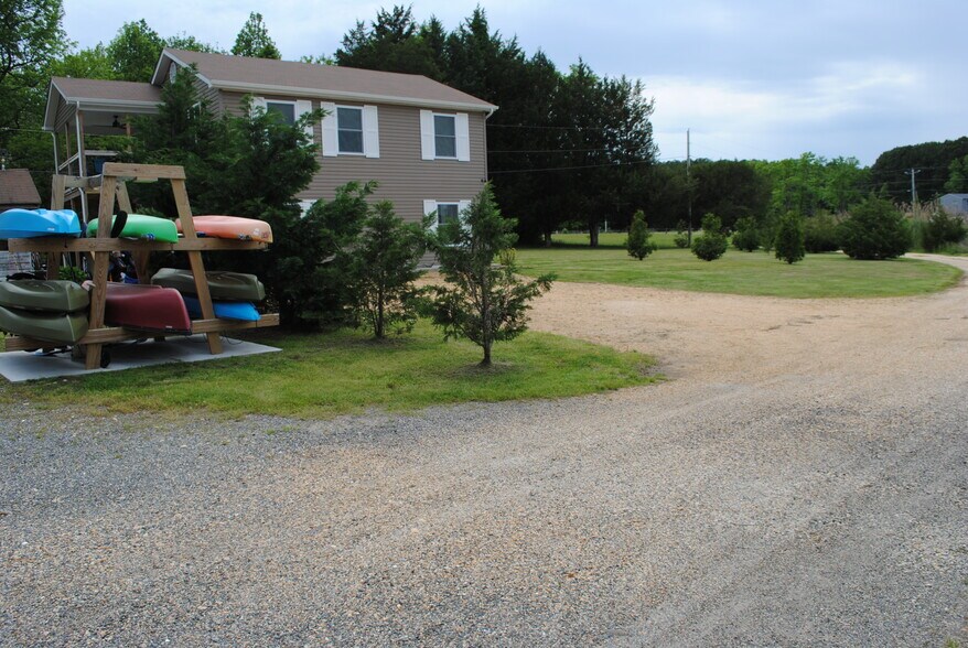 Building Photo - 38495 Malcolm Gass Ln