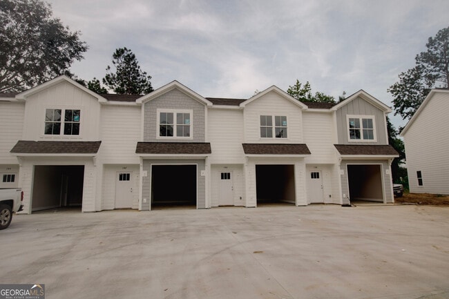 Primary Photo - 142 Gentilly Rd