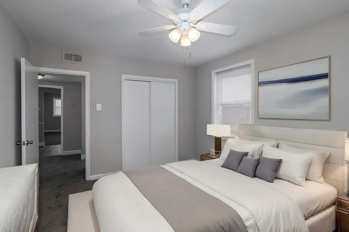 Building Photo - 7901 Roosevelt Blvd