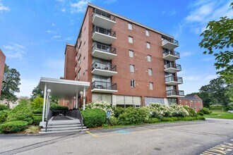 Building Photo - 20 Hammond Pond Pkwy