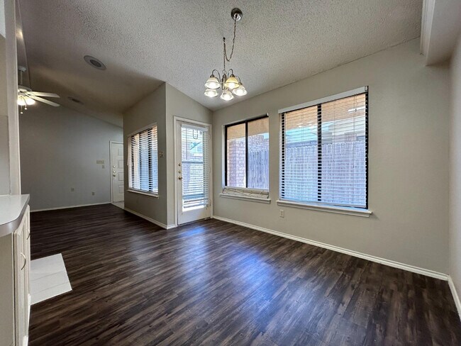 Building Photo - 6708 Frankford Ave