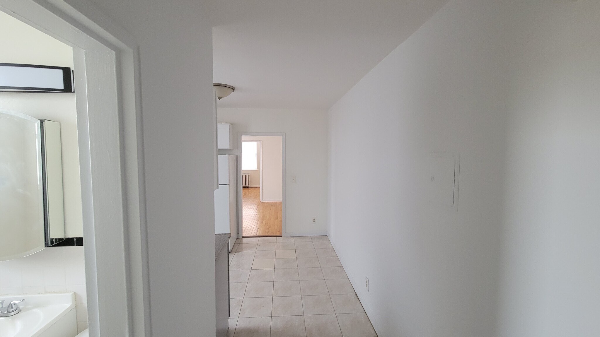 Building Photo - 31 67th St