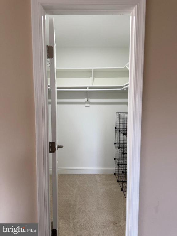 Building Photo - 13580 Den Hollow Ct