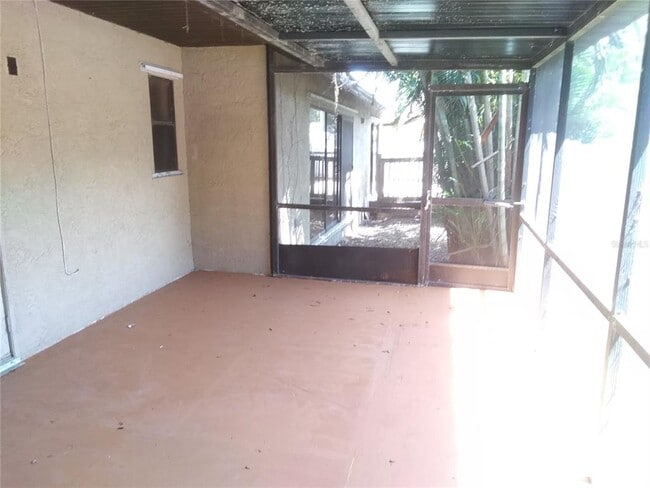 Building Photo - 5379 Duhme Rd