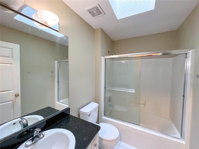 Building Photo - 8414 SW 66th Ln