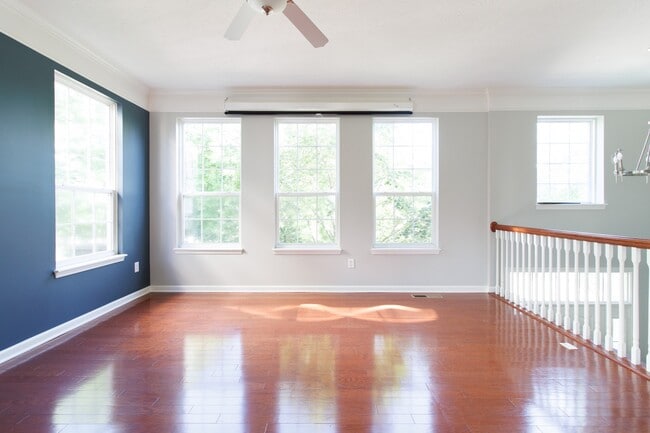 Building Photo - 1006 Cavendish Dr