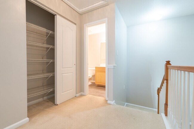 Building Photo - 4022 Holston Ct