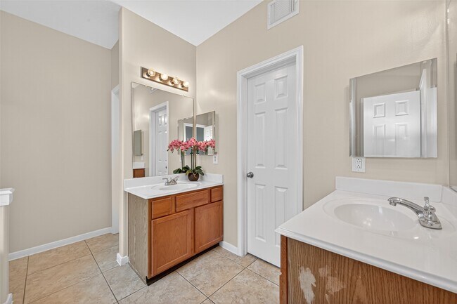 Building Photo - 16315 Woma Ct