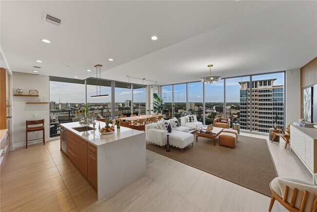 Building Photo - 275 1st Ave S