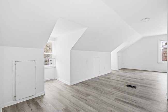 Building Photo - 1541 Washington Ave