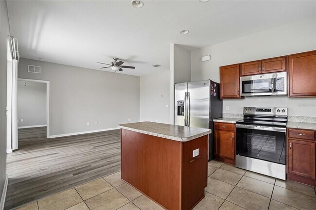 Building Photo - 14310 Alistar Manor Dr