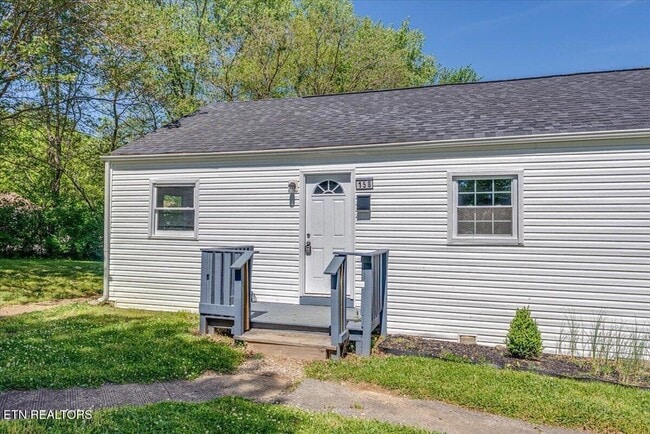 Building Photo - 158 Hamilton Cir