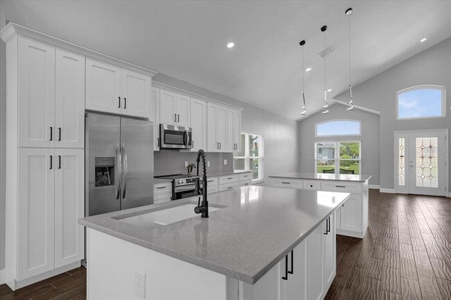 Building Photo - 2806 Moultrie Creek Dr