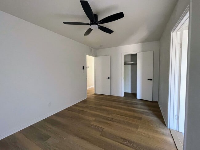 Building Photo - Modern Comfort Meets Classic Charm – Fresh-Renovated 3-Bed Home in Lamesa