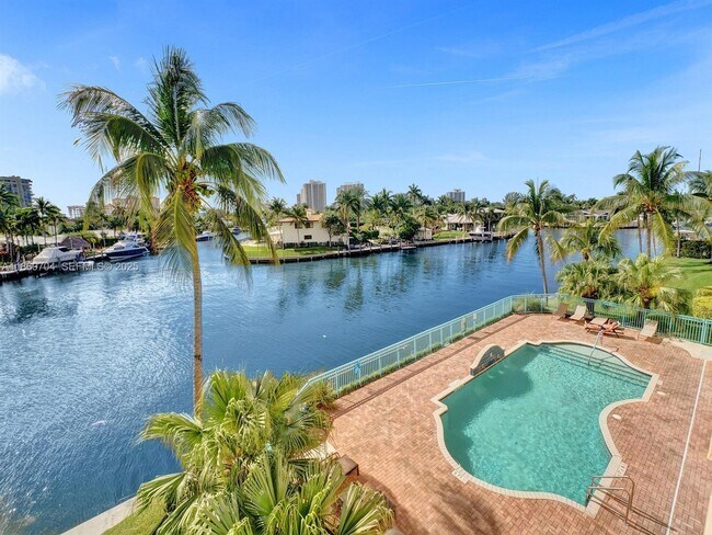 Building Photo - 201 Golden Isles Dr