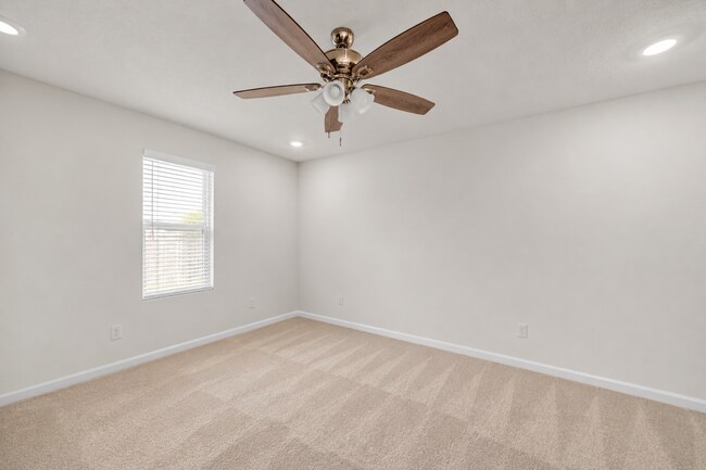 Building Photo - 918 Merganser Way