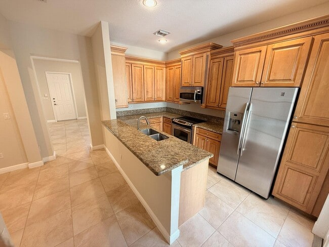 Building Photo - 708 NW 83rd Pl
