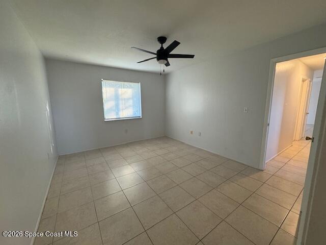 Building Photo - 2232 Flower Tree Cir