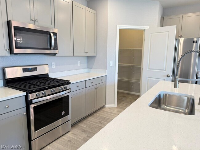 Building Photo - 3025 Gravino Ave