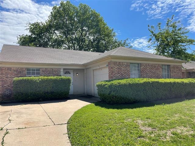 Building Photo - 7204 Shadow Bend Dr