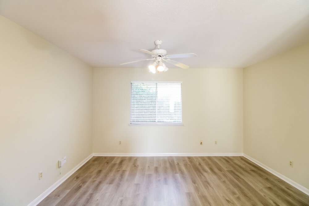 Building Photo - 14422 Cypress Valley Dr