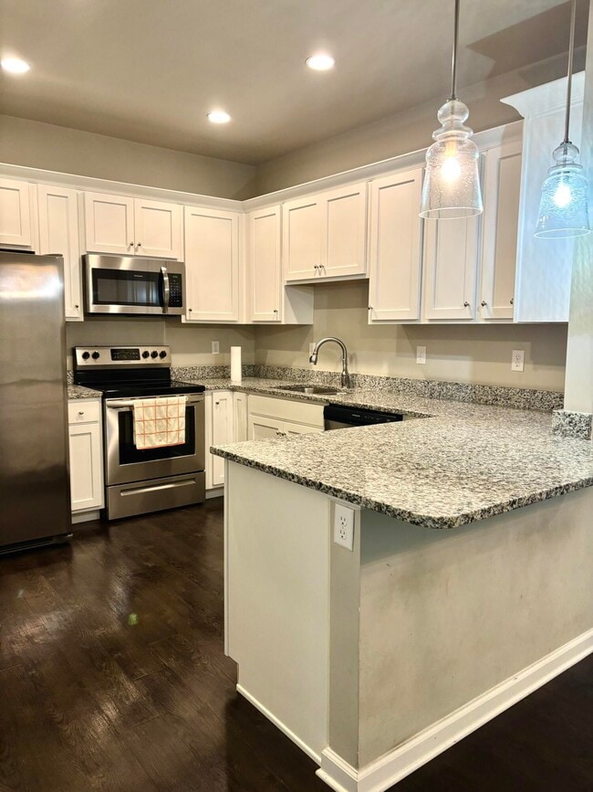 Building Photo - 312 Hannah Todd Pl