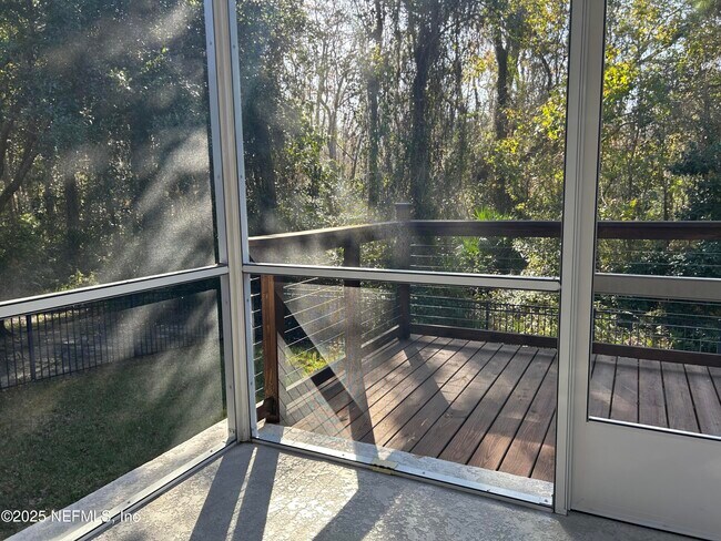 Building Photo - 1630 Majestic View Ln