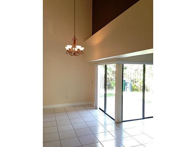 Building Photo - 13299 SW 112th Terrace