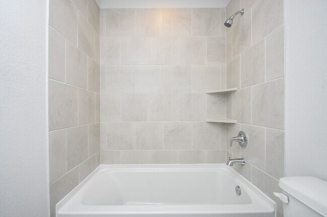 Building Photo - 4007 Crowning Ct