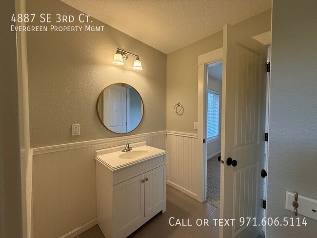 Building Photo - 4887 SE 3rd Ct