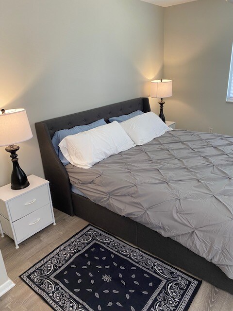 Building Photo - 7000 Sandell Ave